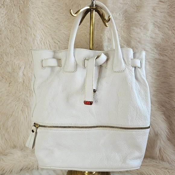 Liz Claiborne New York White Genuine Leather Drawstring Bucket Bag - Picture 2 of 14
